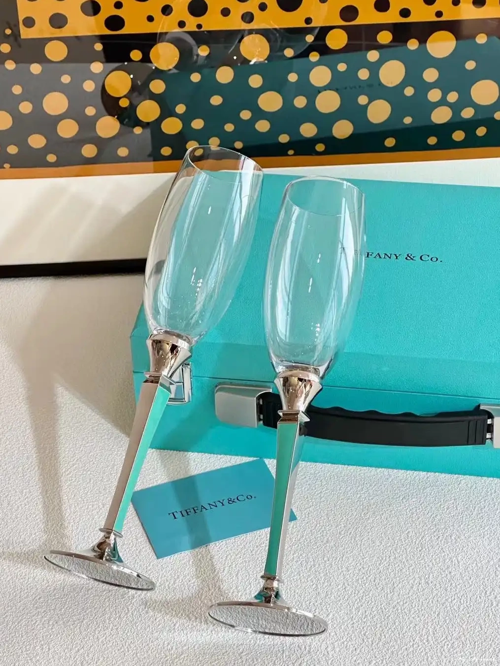 TIFFANY GLASSWARE SET WINE 0520